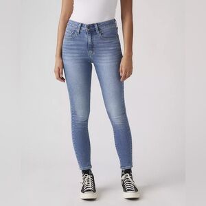 Levi's Light Blue Women's Skinny Jeans